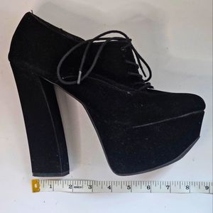 Goth Tall Platform Booties Sz 10 Black Velvet Like New